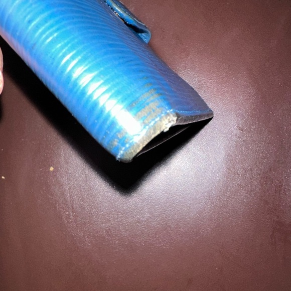 Louis Vuitton Epi Authentic wallet Eclectic Blue GUC - Picture 10 of 15